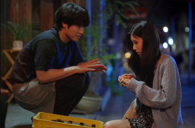 キンパとおにぎり～恋するふたりは似ていてちがう～　あらすじ